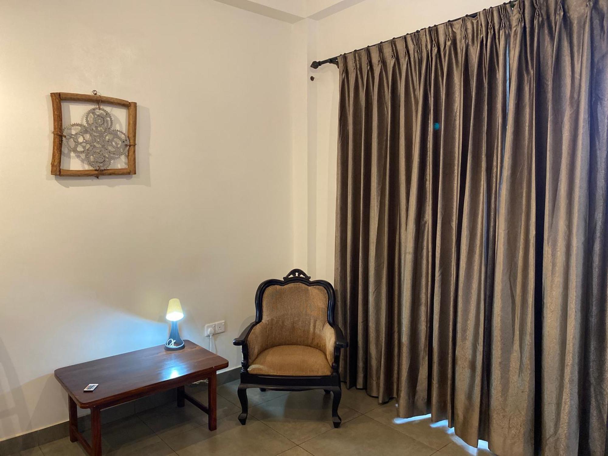 Mirage Beach House At Morava Court ฮิกคาดูวา ภายนอก รูปภาพ