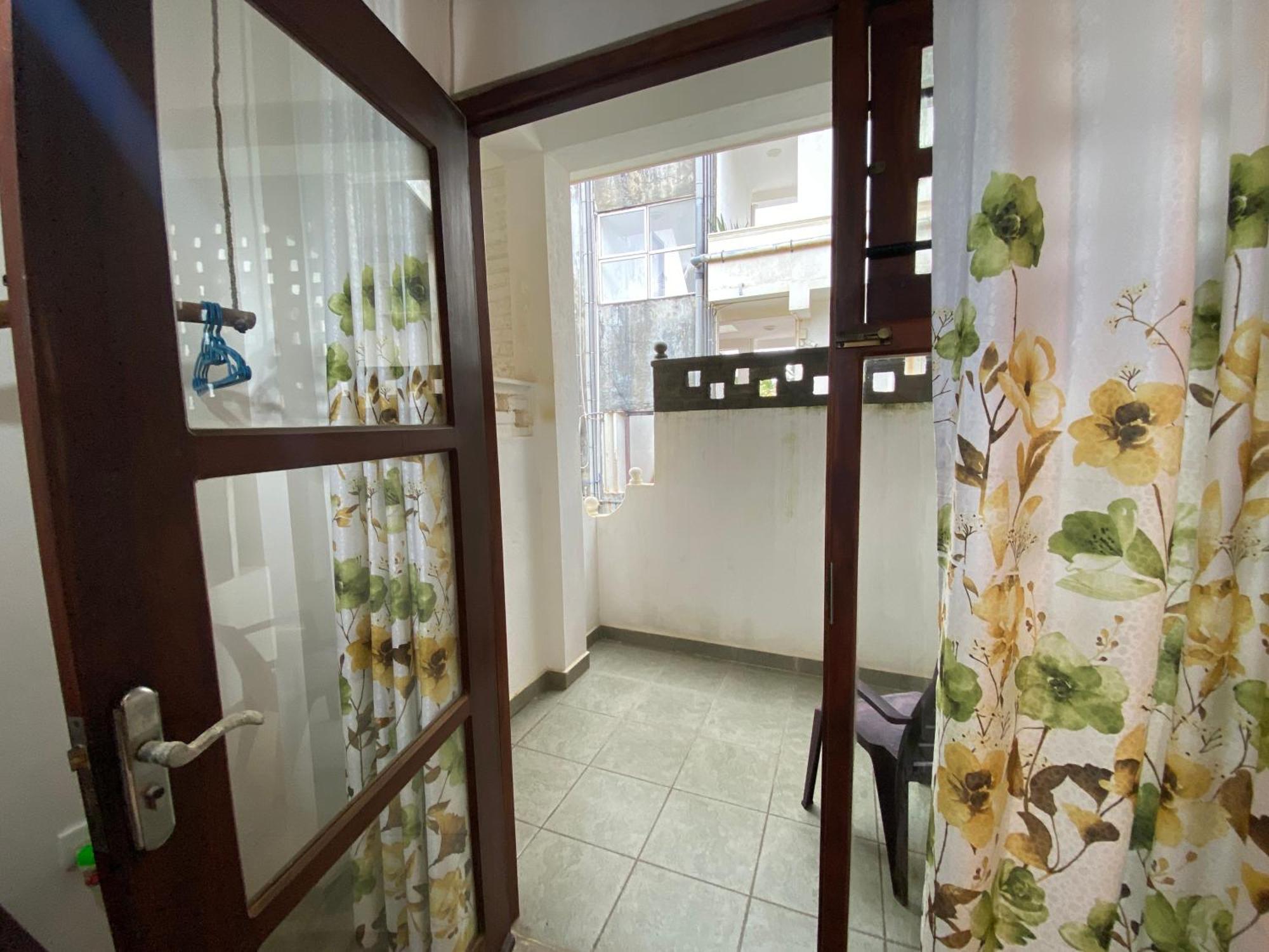 Mirage Beach House At Morava Court ฮิกคาดูวา ภายนอก รูปภาพ