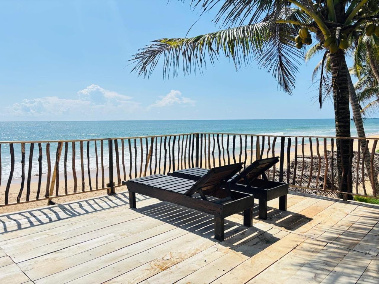 Mirage Beach House At Morava Court ฮิกคาดูวา ภายนอก รูปภาพ